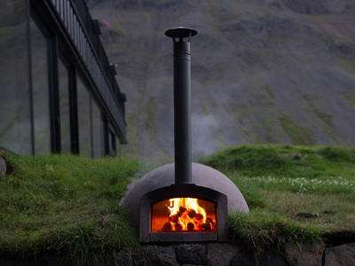 Deplar Farm outdoor fireplace