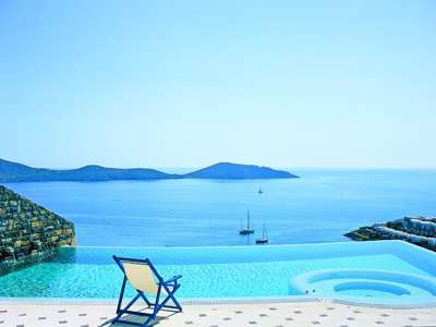 Elounda Gulf Villas Executive Spa Villa terrace and infinity pool