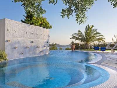 Elounda Gulf Villas Executive Spa Villa pool