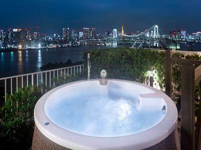 Hilton Tokyo Odaiba Terrace Suite jacuzzi at night