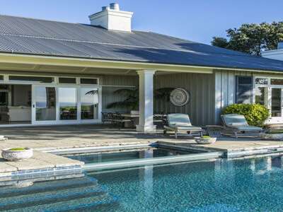 Kauri Cliffs owner's cottage outdoor pool and jacuzzi