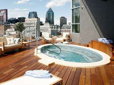 Hotel Le Crystal Montreal outdoor jacuzzi