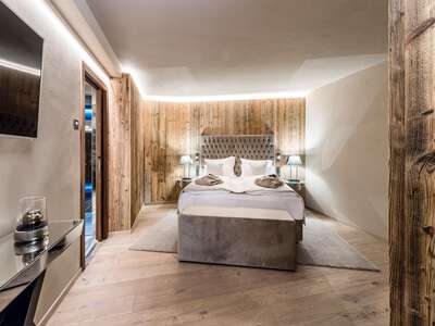 Montchalet suite bedroom