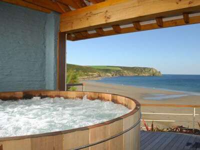 The Nare Hotel outdoor jacuzzi